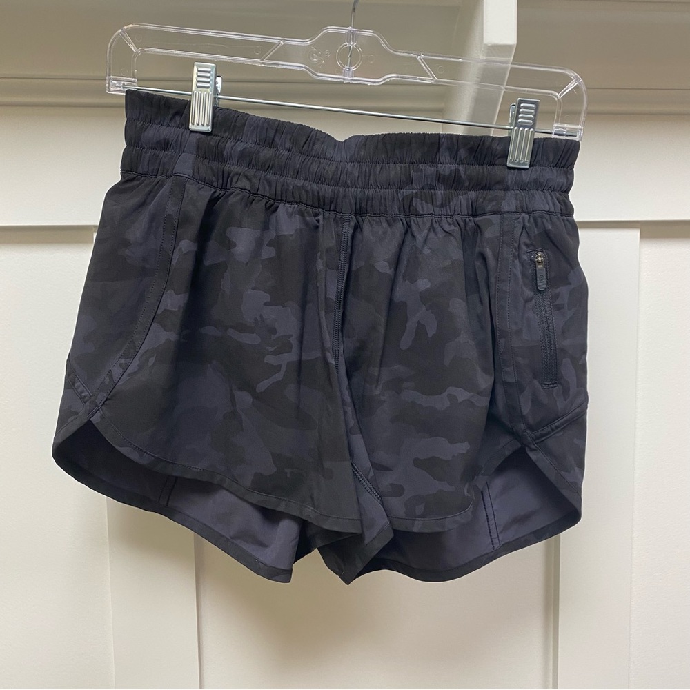 Lululemon Track That High-Rise Lined Short 3”, Size 8